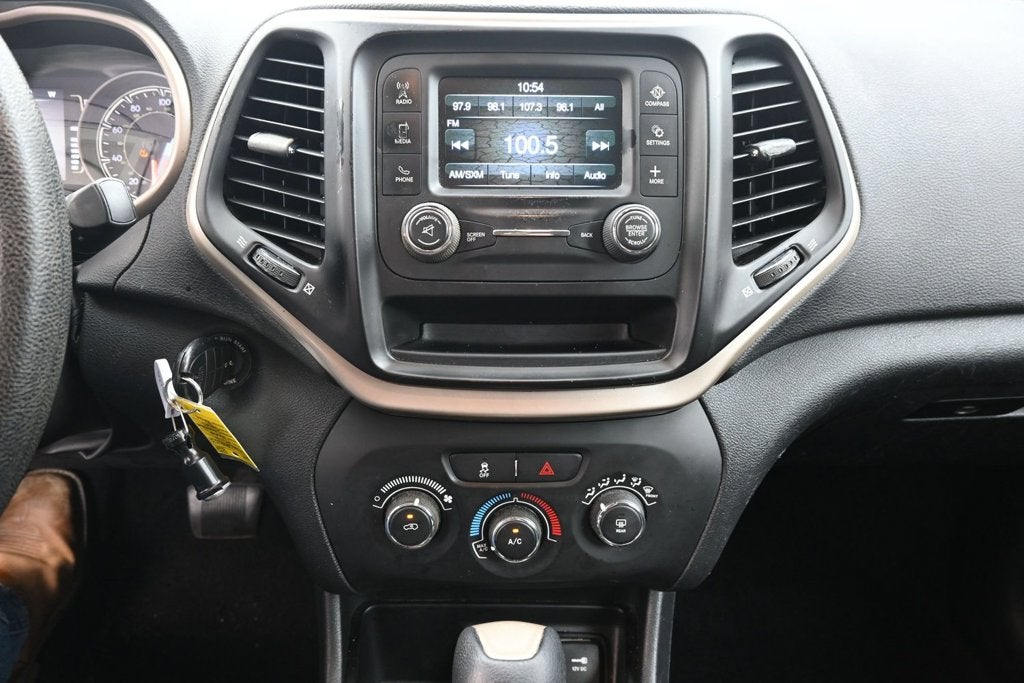 2016 Jeep Cherokee Sport