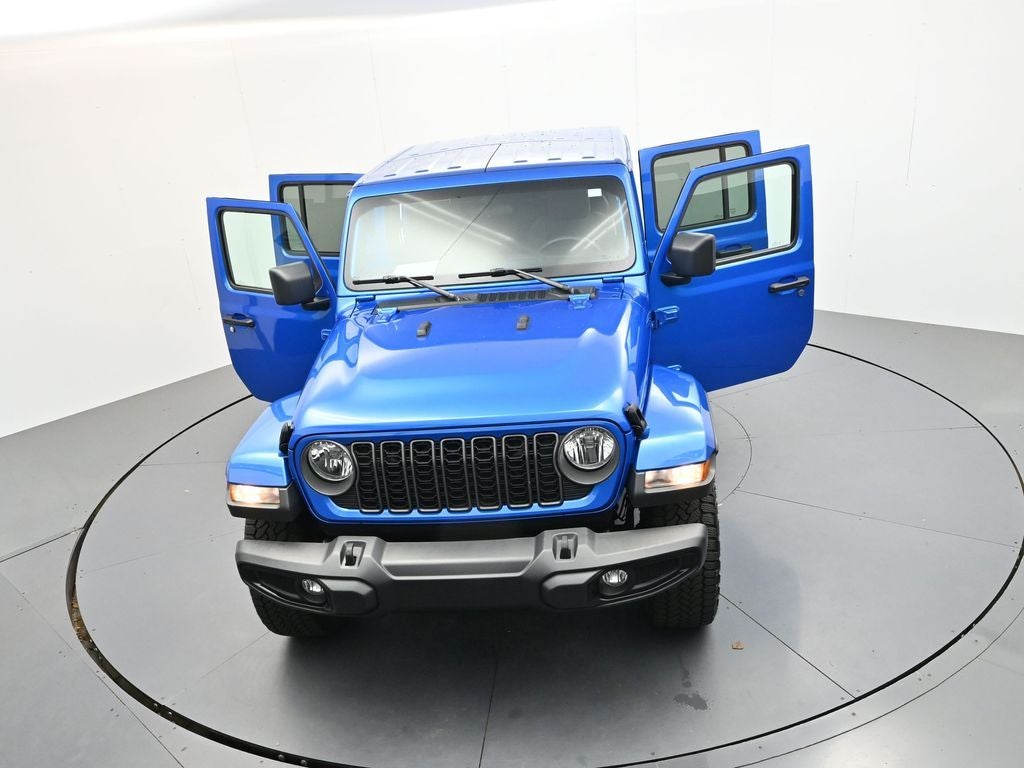 2025 Jeep Gladiator Nighthawk