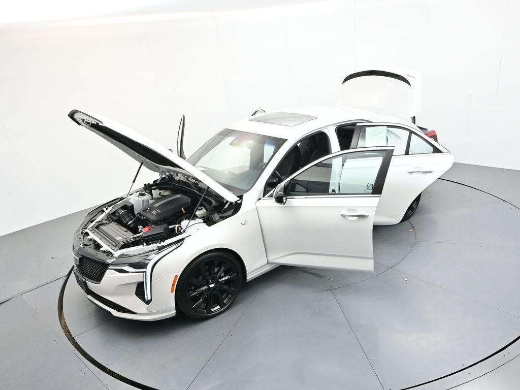 2024 Cadillac CT4 Luxury