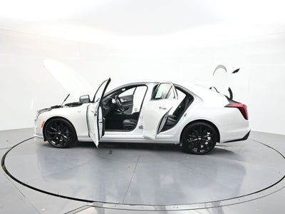 2024 Cadillac CT4 Luxury
