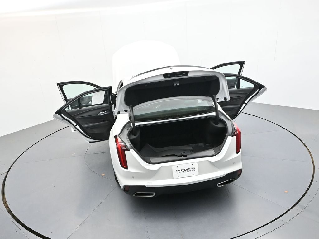 2024 Cadillac CT4 Luxury