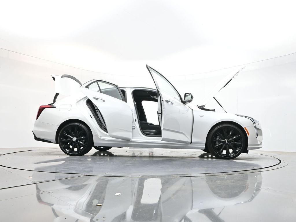2024 Cadillac CT4 Luxury