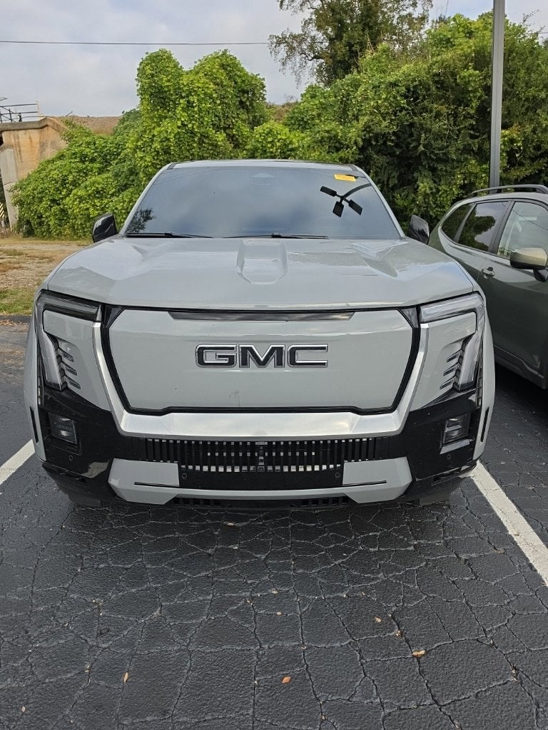 2025 GMC Sierra EV Denali