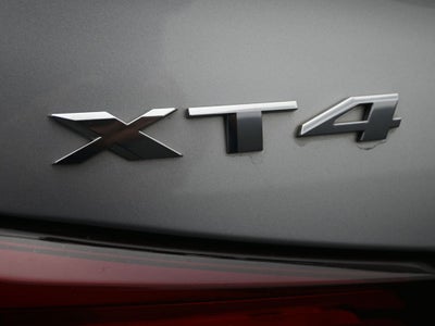 2022 Cadillac XT4 Premium Luxury