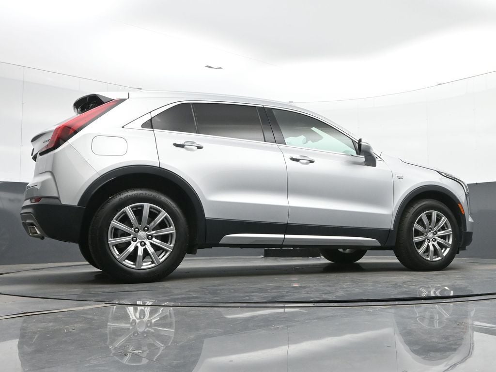 2022 Cadillac XT4 Premium Luxury