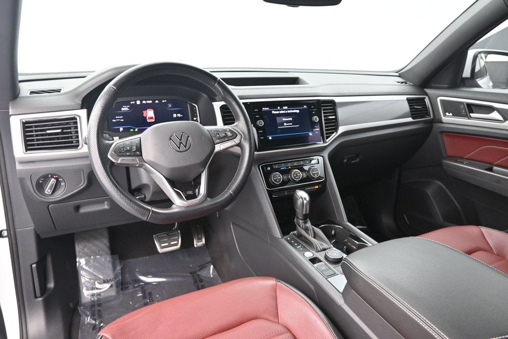 2022 Volkswagen Atlas Cross Sport 3.6L V6 SEL Premium R-Line