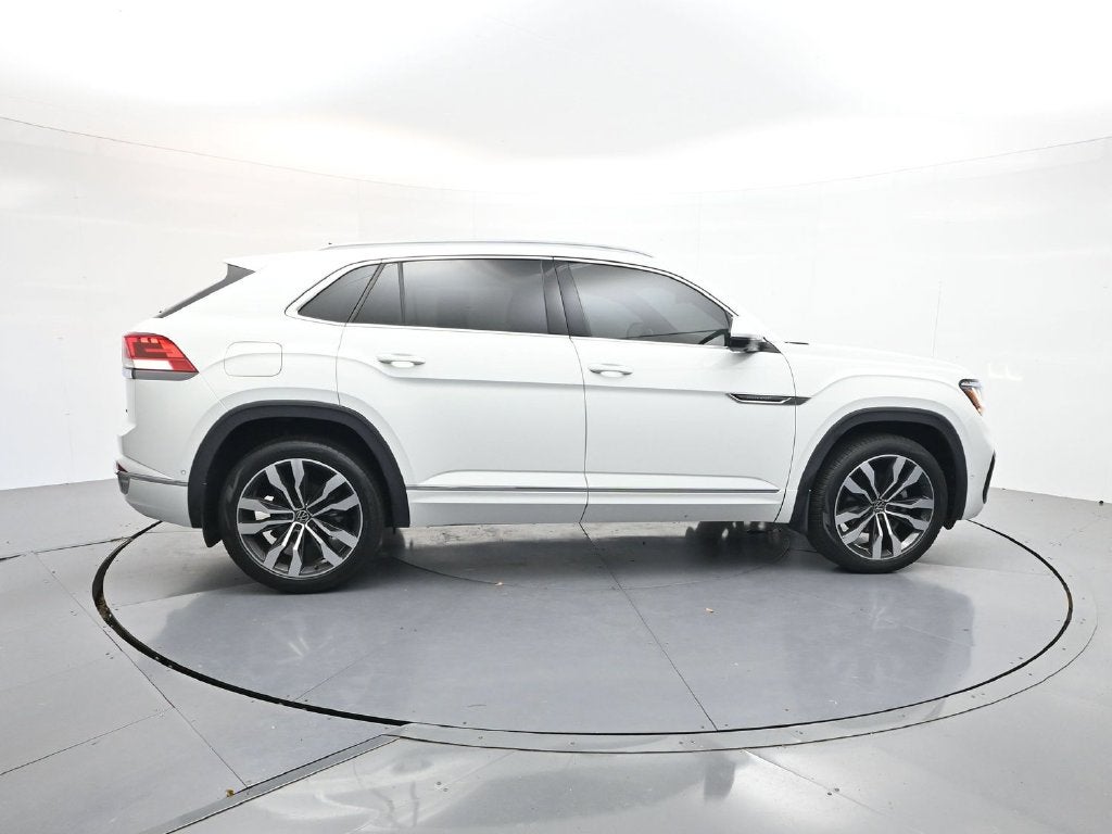 2022 Volkswagen Atlas Cross Sport 3.6L V6 SEL Premium R-Line