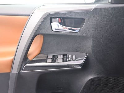 2016 Toyota RAV4 SE