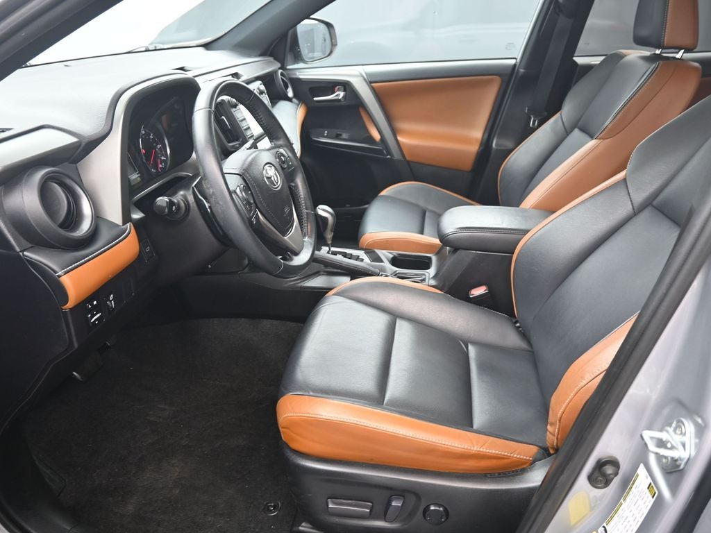 2016 Toyota RAV4 SE