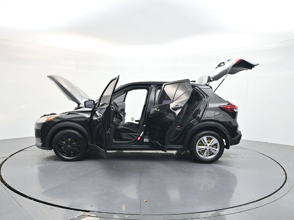 2021 Nissan Kicks S