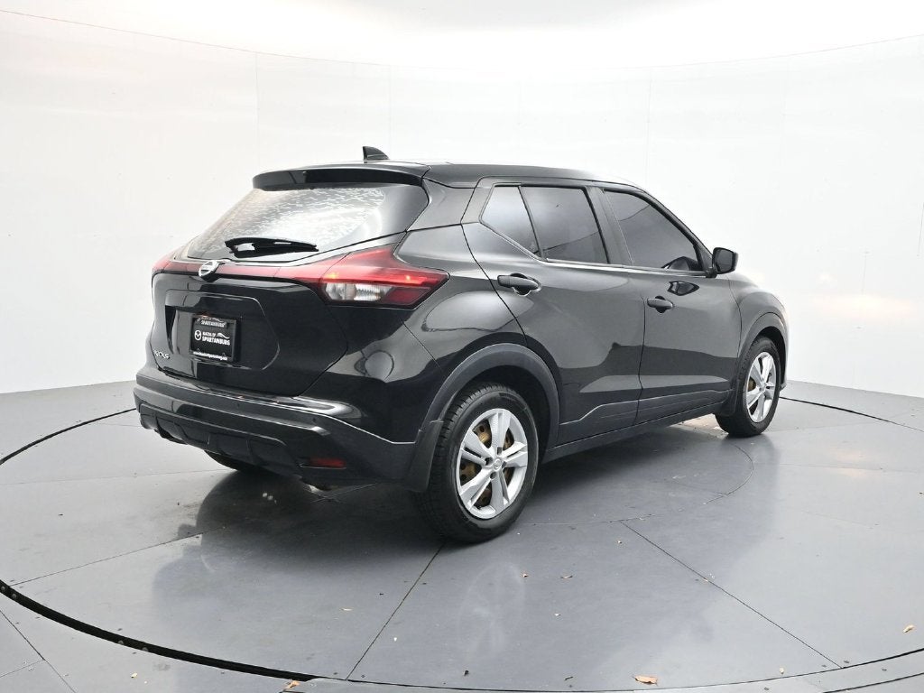 2021 Nissan Kicks S