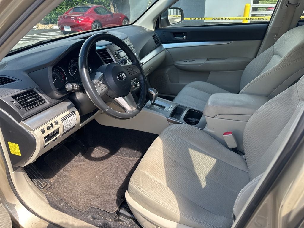 2010 Subaru Outback 2.5i Premium