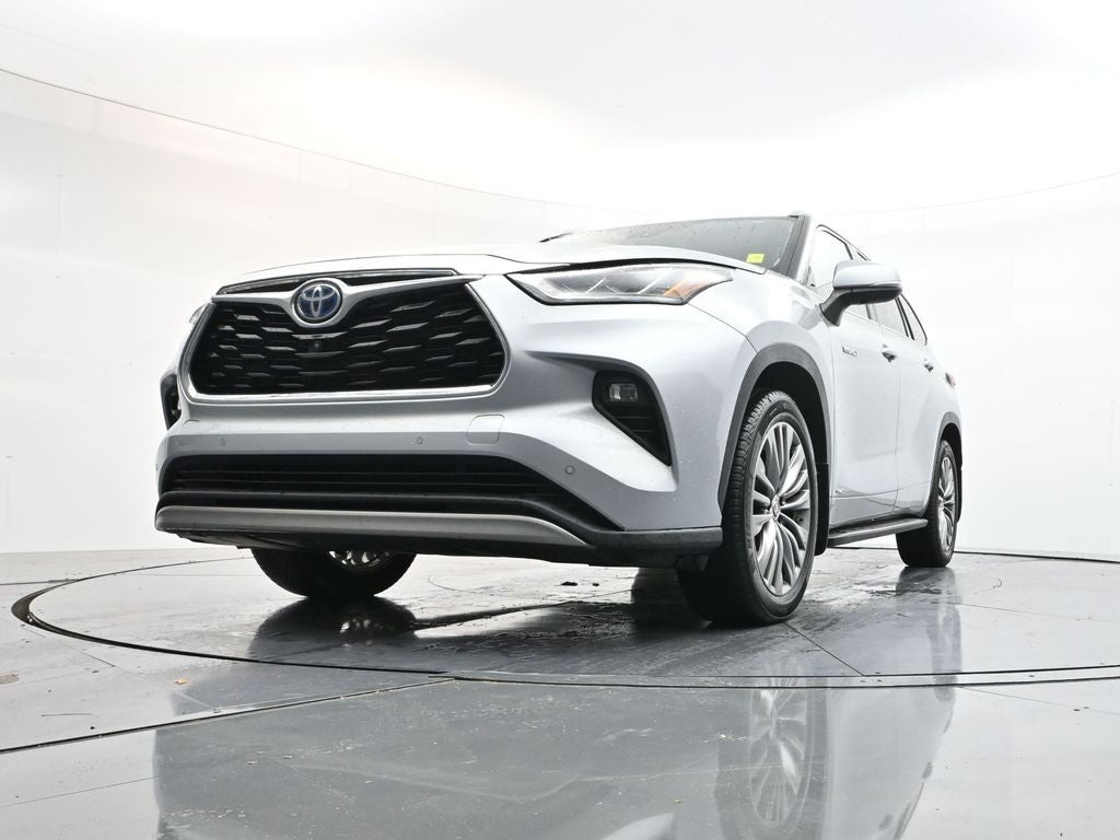 2020 Toyota Highlander Hybrid Platinum