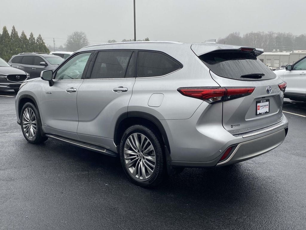 2020 Toyota Highlander Hybrid Platinum