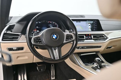 2022 BMW X7 M50i