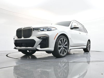 2022 BMW X7 M50i