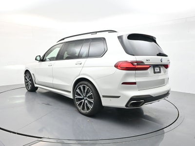 2022 BMW X7 M50i