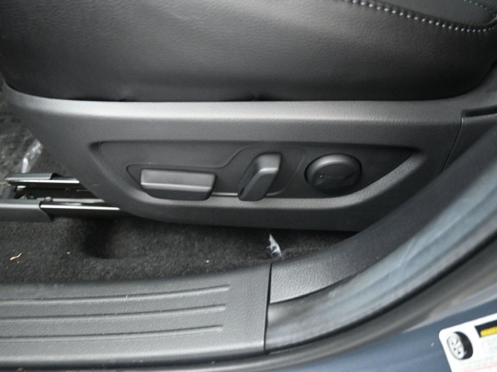 2025 Mazda Mazda CX-50 Hybrid Premium