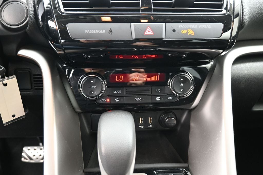 2022 Mitsubishi Eclipse Cross LE