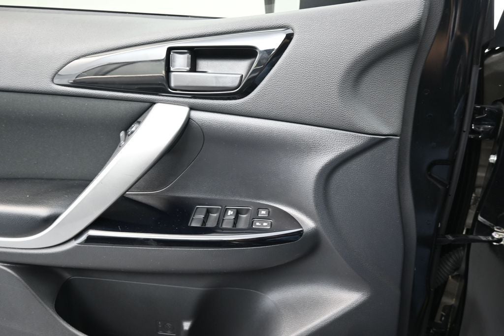 2022 Mitsubishi Eclipse Cross LE