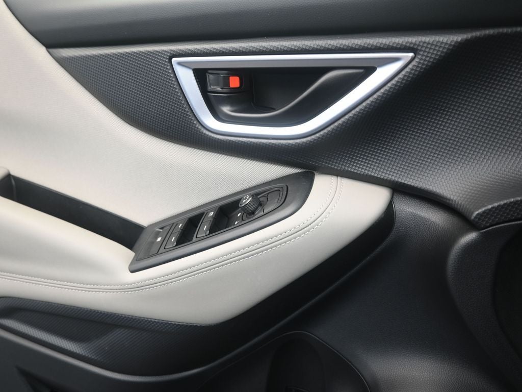 2023 Subaru Forester Base