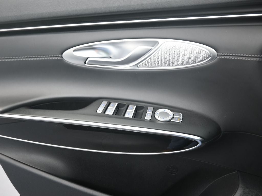 2025 Genesis GV70 2.5T