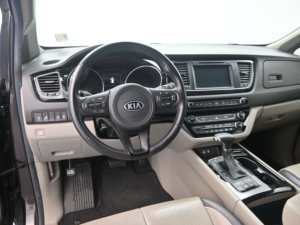 2017 Kia Sedona SX