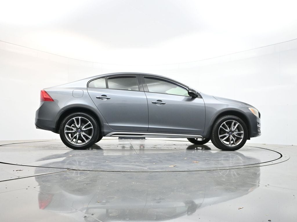 2017 Volvo S60 Cross Country T5