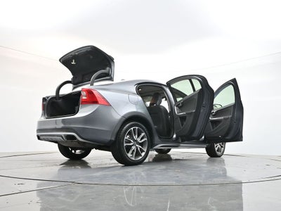 2017 Volvo S60 Cross Country T5
