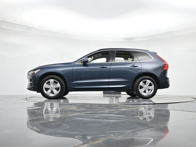 2022 Volvo XC60 B5 Momentum