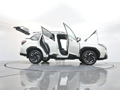 2026 Subaru FORESTER Premium Hybrid