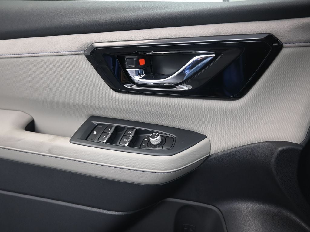 2025 Subaru FORESTER Limited Hybrid