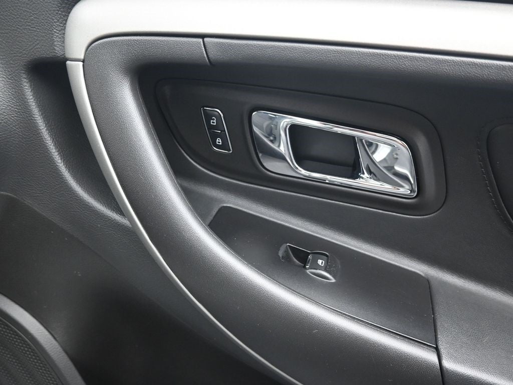 2016 Ford Taurus SEL