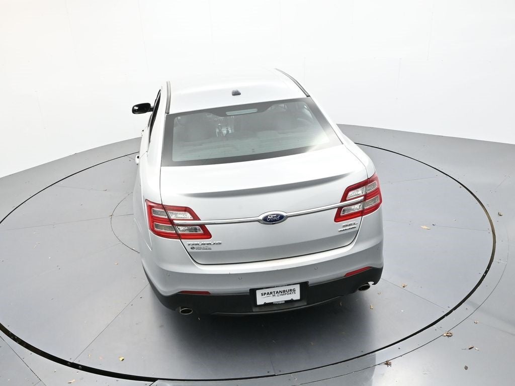 2016 Ford Taurus SEL