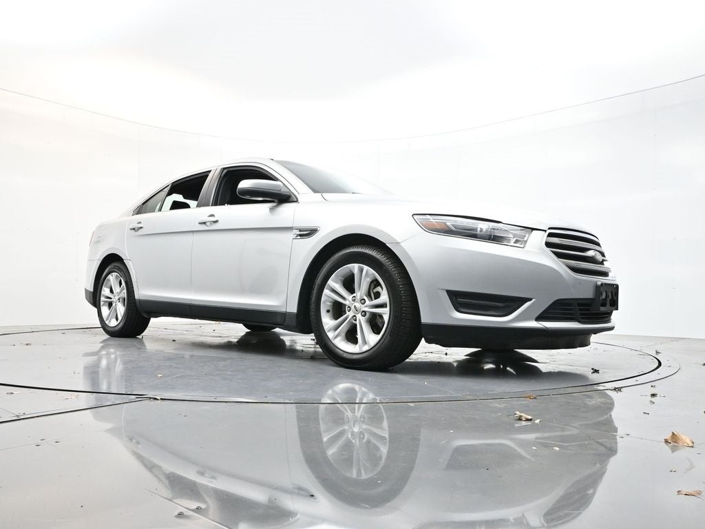 2016 Ford Taurus SEL