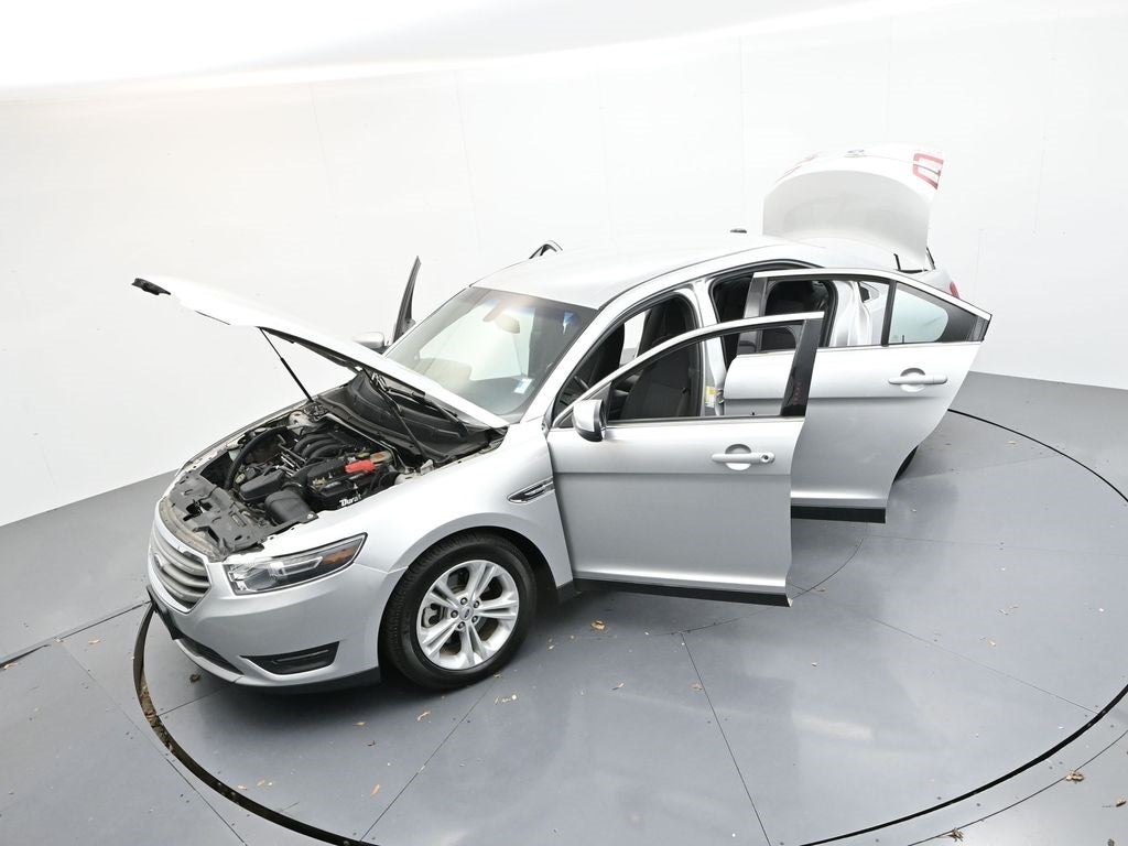 2016 Ford Taurus SEL