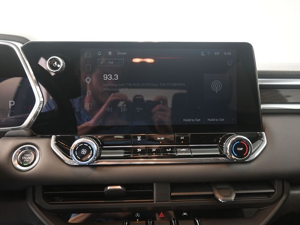 2024 GMC Canyon Elevation