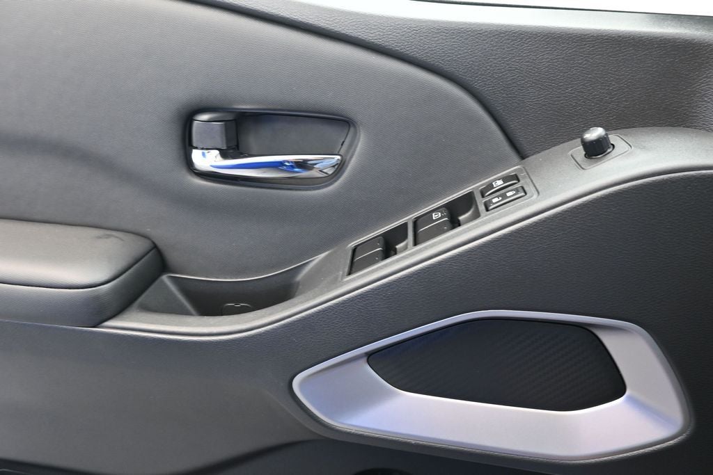 2024 Nissan Frontier SL