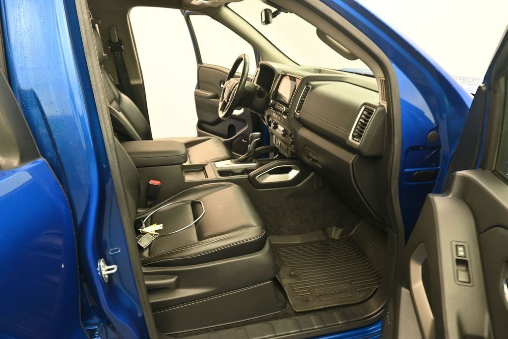 2024 Nissan Frontier SL