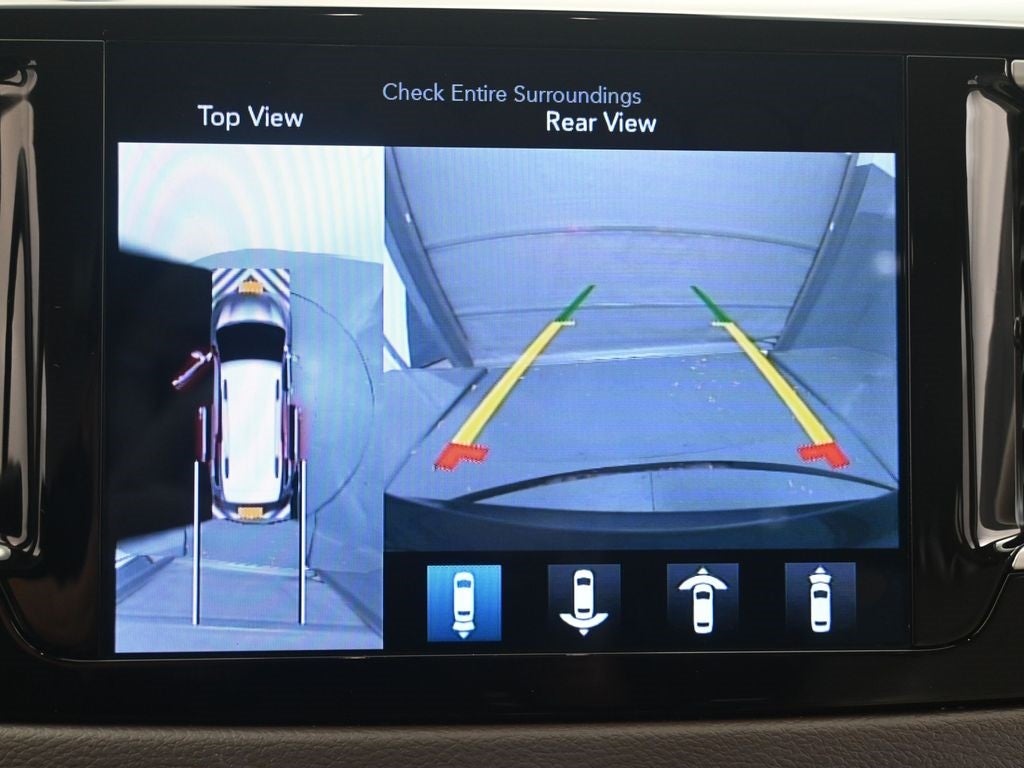 2017 Chrysler Pacifica Touring L Plus