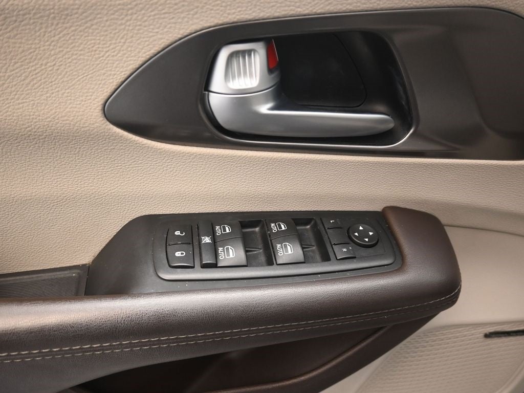 2017 Chrysler Pacifica Touring L Plus