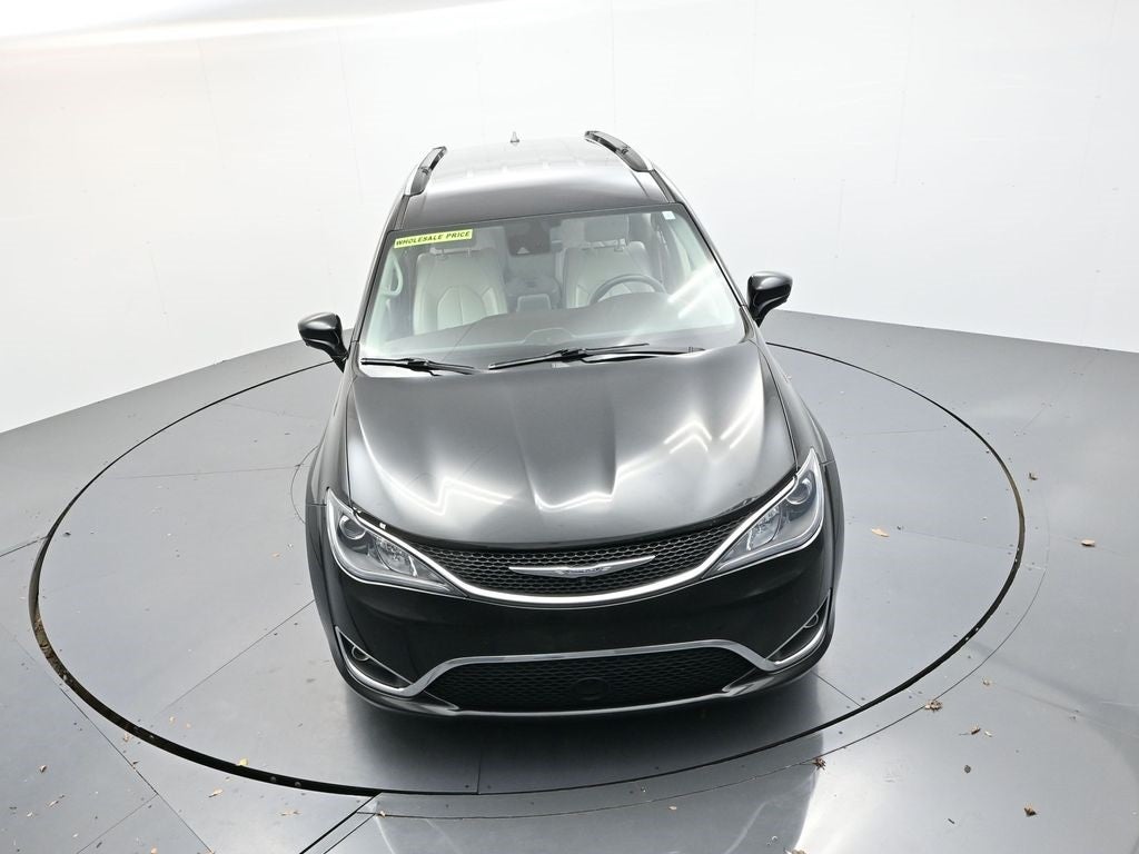 2017 Chrysler Pacifica Touring L Plus