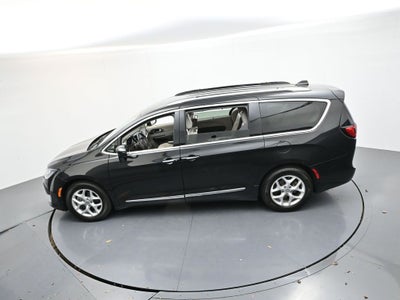 2017 Chrysler Pacifica Touring L Plus