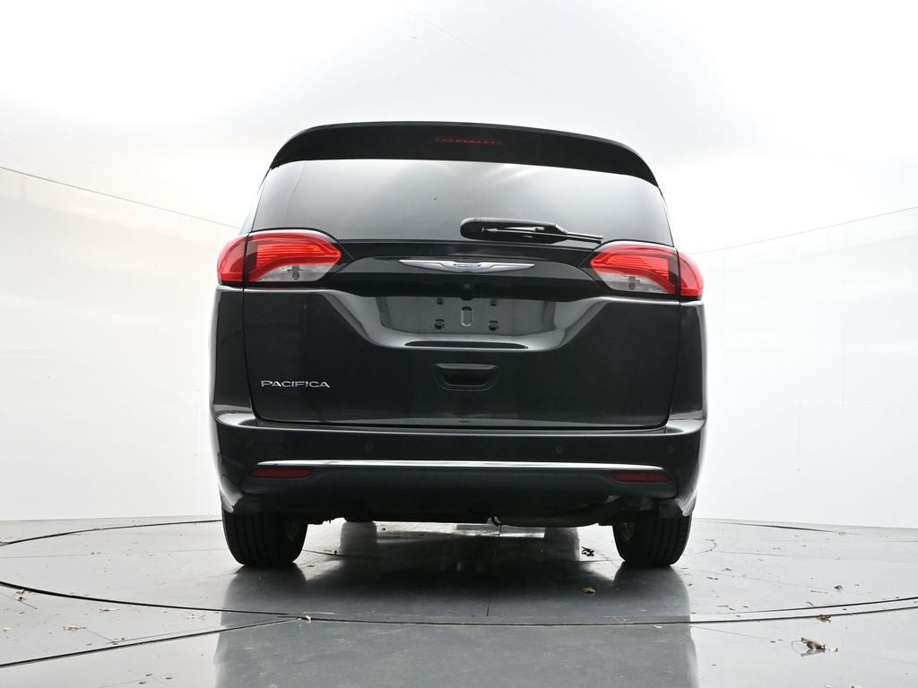 2017 Chrysler Pacifica Touring L Plus