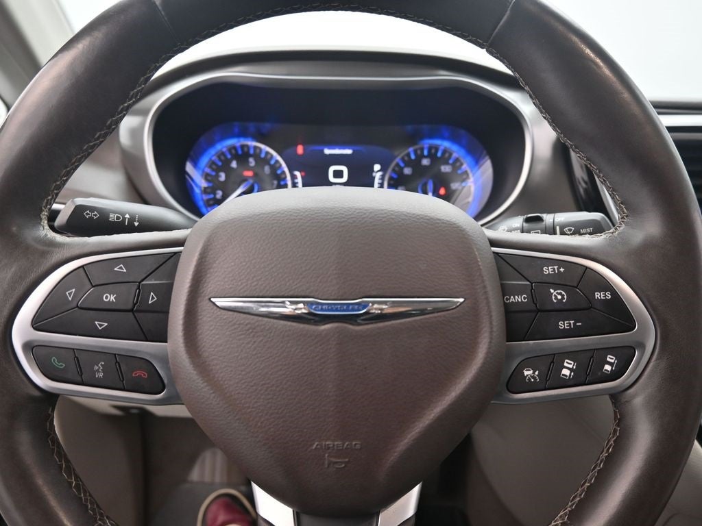 2017 Chrysler Pacifica Touring L Plus