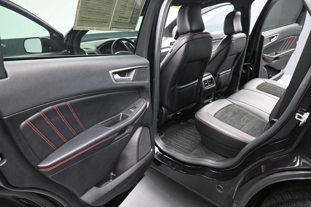 2022 Ford Edge ST Line