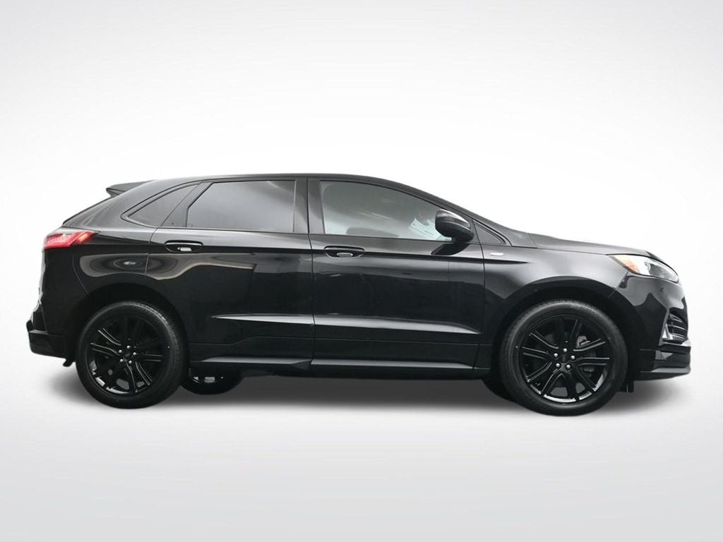 2022 Ford Edge ST Line