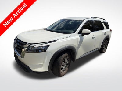 2024 Nissan Pathfinder SV