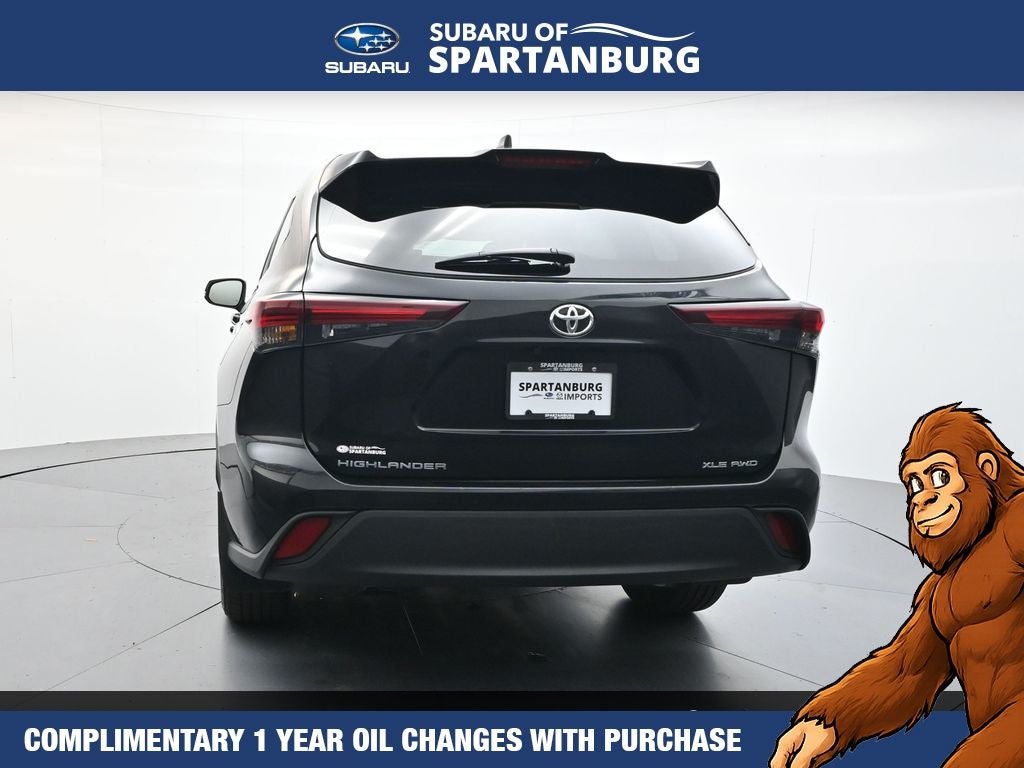 2025 Toyota Highlander XLE
