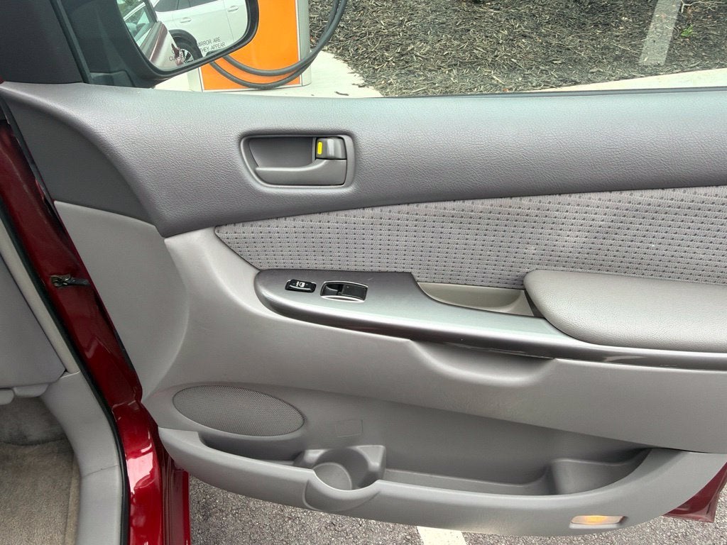 2006 Toyota Sienna CE